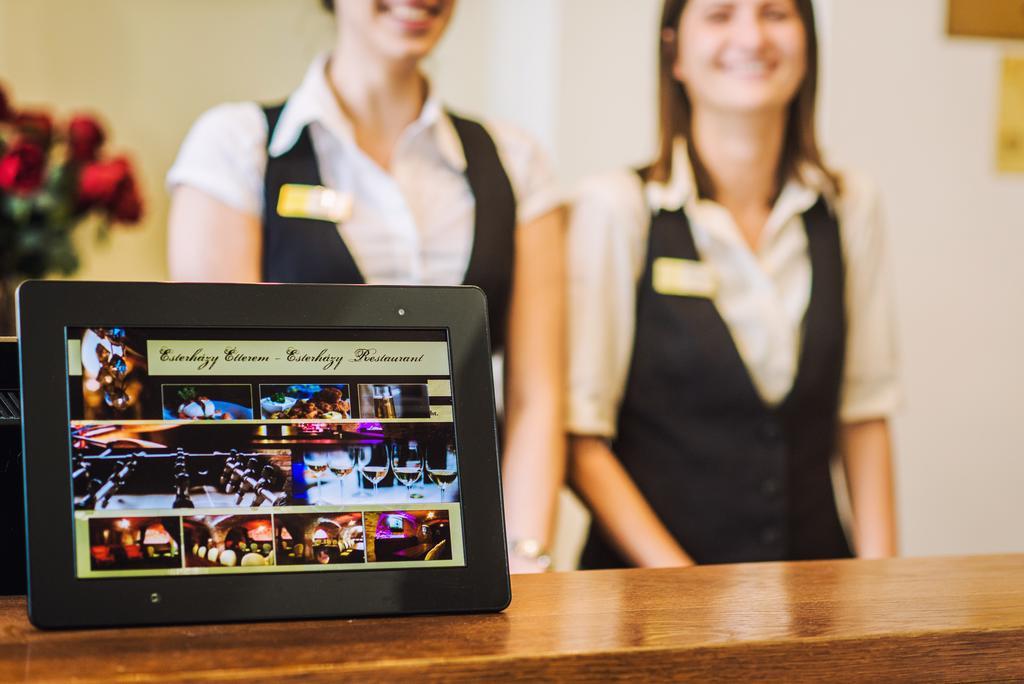 Hotel Kristaly Imperial Tata Eksteriør bilde